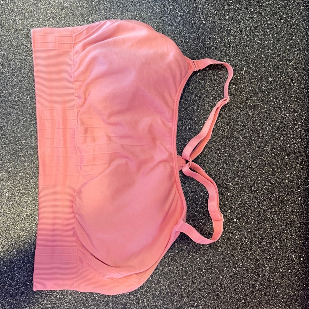 Cute sports bra!